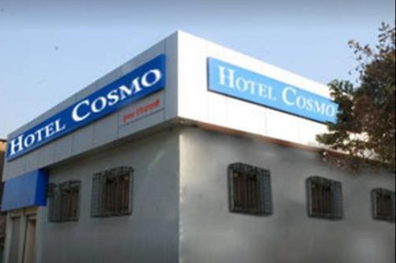 Hotel Cosmo Мумбаи Экстерьер фото